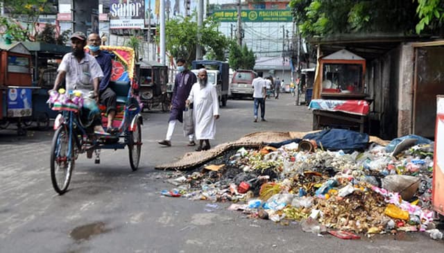 গ্রেফতার আতংকে বিসিসি’র পরিচ্ছন্ন কর্মীরা !