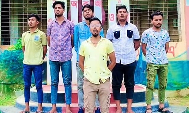 জাতীয় সংগীতকে অবমাননা করে টিকটক ভিডিও, আটক ৫