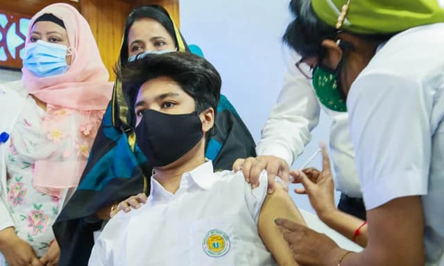 ৫-১১ বছর বয়সী শিশুদের করোনার টিকাদান শুরু