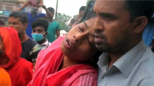 করোনার টিকা নিয়ে গাজীপুরে অর্ধশতাধিক পোশাক শ্রমিক অসুস্থ