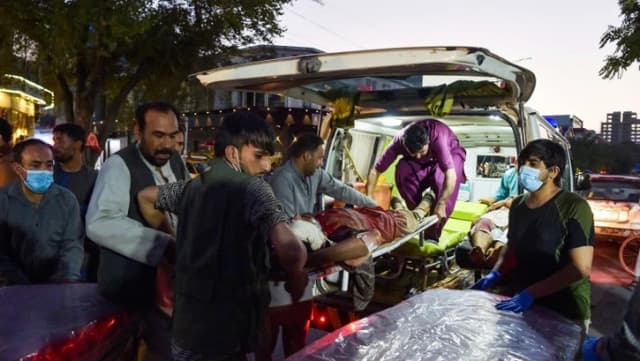 কাবুল বিমানবন্দরে হামলায় নিহতের সংখ্যা বেড়ে ১১০