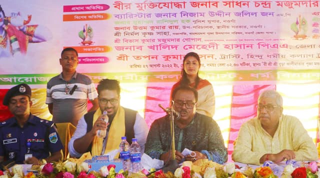 দলীয় নেতাকর্মীদের সজাগ থাকার আহবান খাদ্যমন্ত্রীর