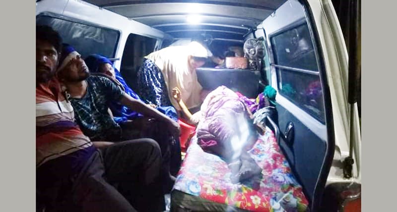 বরগুনায় যুবলীগ নেতাসহ ৬ জনকে কুপিয়ে জখম