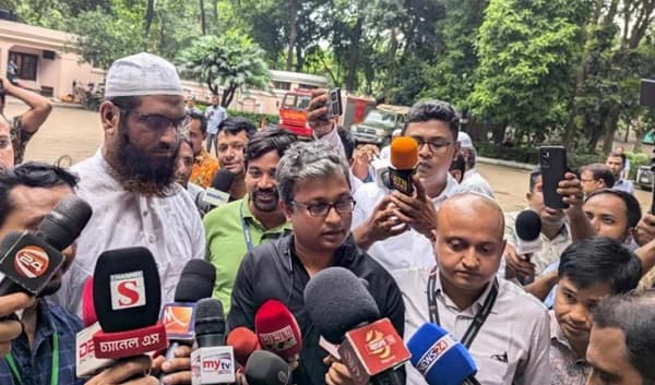 একজন দুইবারের বেশি প্রধানমন্ত্রী নয়: প্রস্তাব মামুনুল হকের