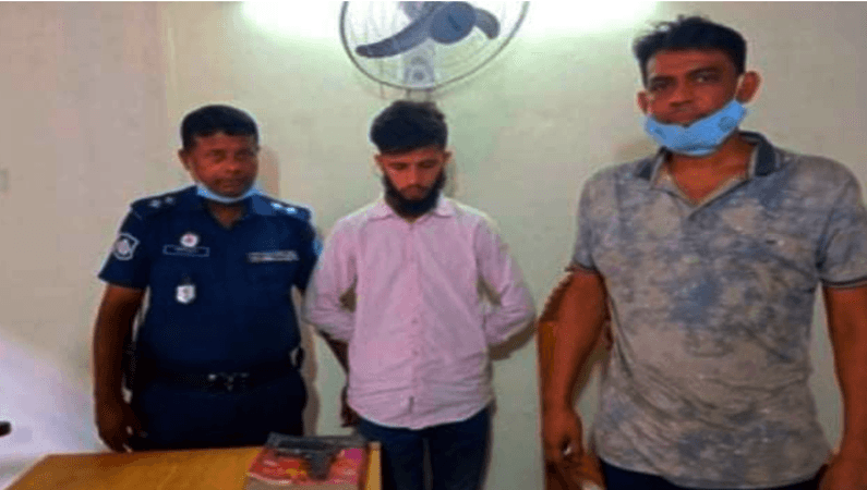 কালিয়াকৈরে বিদেশী পিস্তলসহ যুবক গ্রেফতার