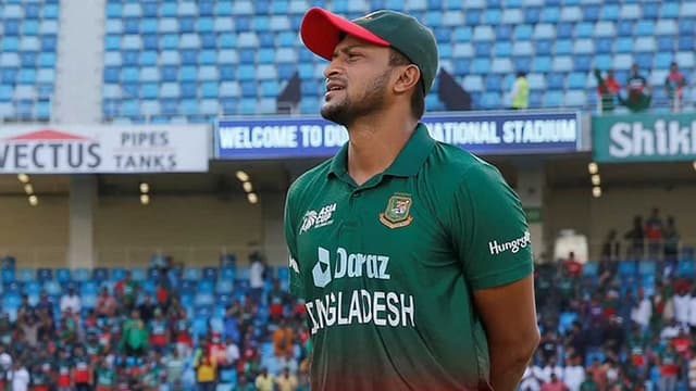 সাকিবের অধিনায়কত্ব নিয়ে সমালোচনা তুঙ্গে
