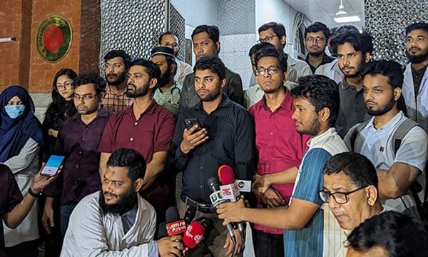 আন্দোলন প্রত্যাহার চিকিৎসকদের, ফিরবেন সেবায়
