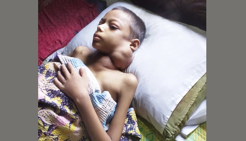 বাঁচানো গেল না শিশু আমির হামজাকে