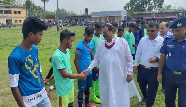 পাঁচবিবিতে  গ্রীষ্মকালীণ ক্রীড়া প্রতিযোগিতার উদ্বোধন