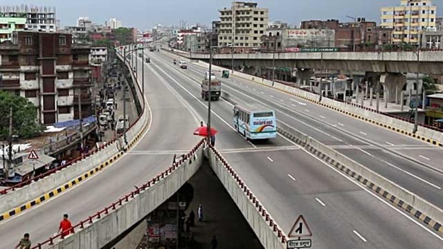 হানিফ ফ্লাইওভারে মোটরসাইকেল দুর্ঘটনায় নিহত ২