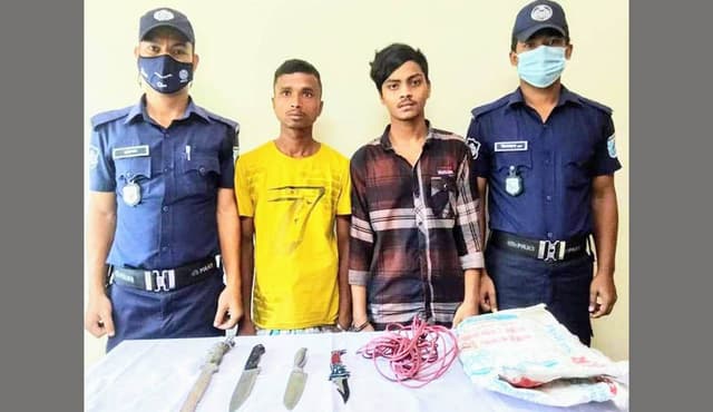 মহাসড়কে ডাকাতির প্রস্তুতিকালে দুই যুবক গ্রেফতার