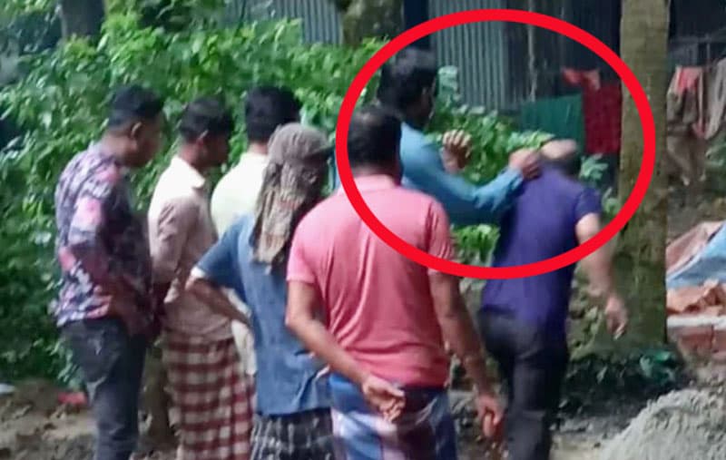 দেবীদ্বারে সেই চেয়ারম্যান ও আ.লীগ নেতাসহ ৬ জনের বিরুদ্ধে থানায় অভিযোগ
