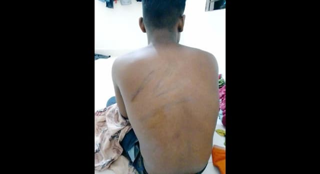 হাঁস নিয়ে বিরোধ: নিজ কক্ষে দুই ভাইকে পেটালেন ওসি