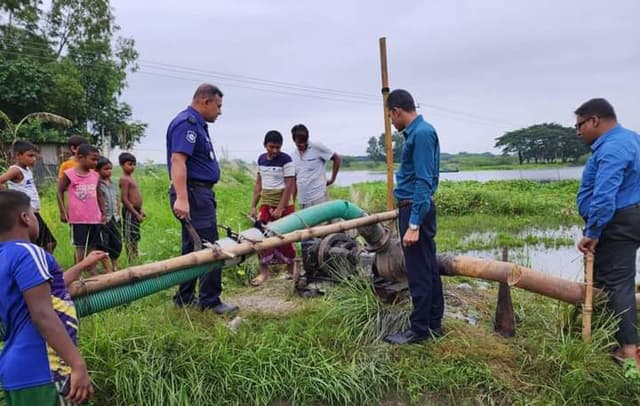 অবৈধ বালু উত্তোলন: ড্রেজিং মেশিন ধ্বংস