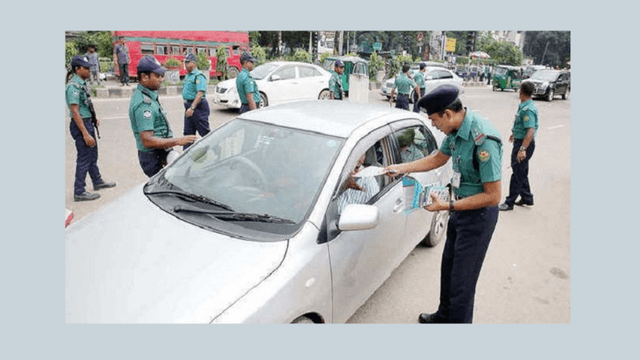 ঢাকা শহরের সড়কে শৃঙ্খলা ফেরাতে ডিএমপির ট্রাফিক বিভাগের সক্রিয় অভিযান