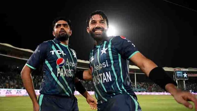 টি-টোয়েন্টিতে পাক ক্রিকেটার বাবর-রিজওয়ানের যত রেকর্ড