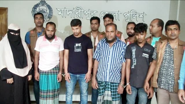 মাদারীপুরে ইজিবাইক চোরচক্রের পাঁচ সদস্য গ্রেপ্তার