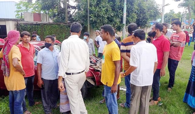 মানিকগঞ্জে প্রাইভেটকারের চাপায় পরিচ্ছন্নতা কর্মী নিহত