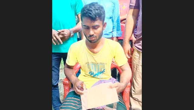 নওগাঁয় চাঁদা না দেয়ায় পলিটেকনিক শিক্ষার্থী আঙ্গুল কর্তন