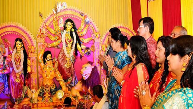 মন্দিরে-মণ্ডপে নেতাকর্মীদের পাহারা দেয়ার নির্দেশ সেতুমন্ত্রীর