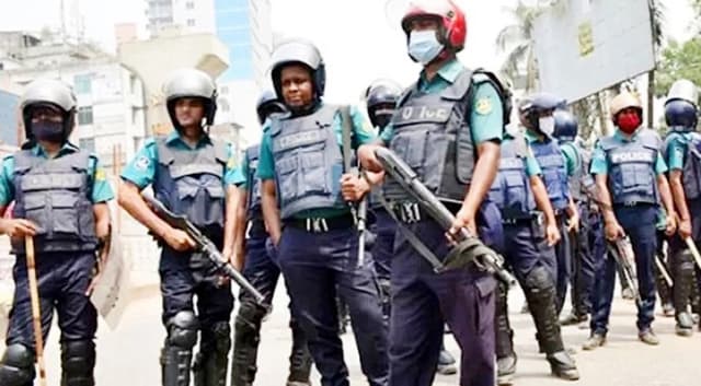 রাত পোহালেই শুরু দুর্গাপূজা, দেশজুড়ে নিরাপত্তা জোরদার