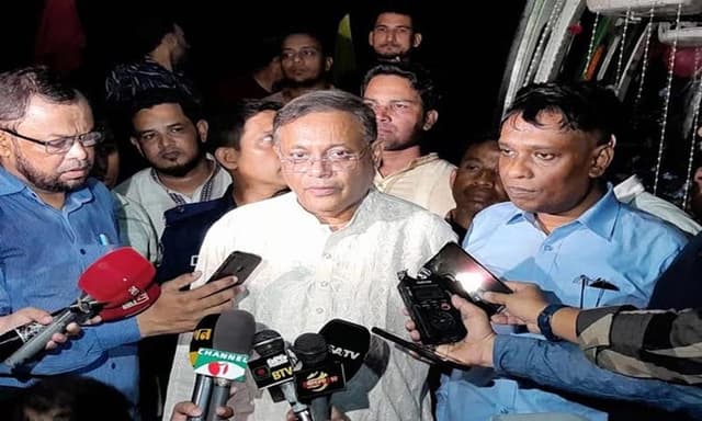 খালেদা জিয়ার স্বাস্থ্যের বিষয়ে যথেষ্ট আন্তরিক সরকার : তথ্যমন্ত্রী