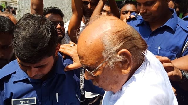 ঠাকুরগাঁওয়ে সাবেক মন্ত্রী রমেশ চন্দ্র সেনের জামিন নামঞ্জুর