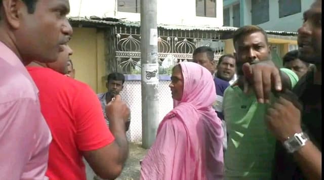 হিলি ইমিগ্রেশনে সাংবাদিকদের উপরে হামলা