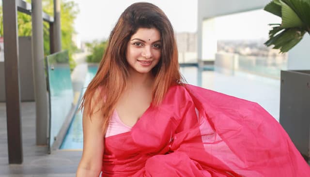 রবি'র বিরুদ্ধে অভিনেত্রী সোহানার মামলা