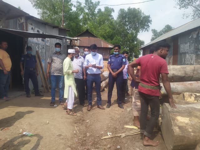 ভূঞাপুরে পাঁচ ব্যবসায়ীকে জরিমানা