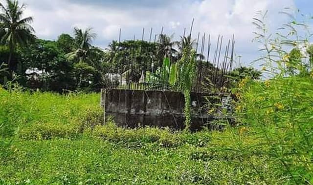 ডাসারে ১০ বছরেও শেষ হয়নি দুটি ব্রীজের নির্মাণ কাজ, ভোগান্তি