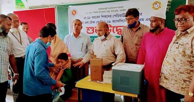 সরাইলে ৫-১১ বছরের  শিশুদের মাঝে করোনার টিকা প্রদান শুরু