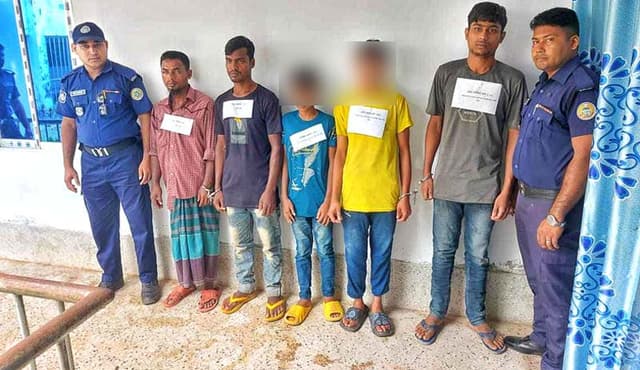 ঝালকাঠিতে চোর চক্রের পাঁচ সদস্য গ্রেপ্তার