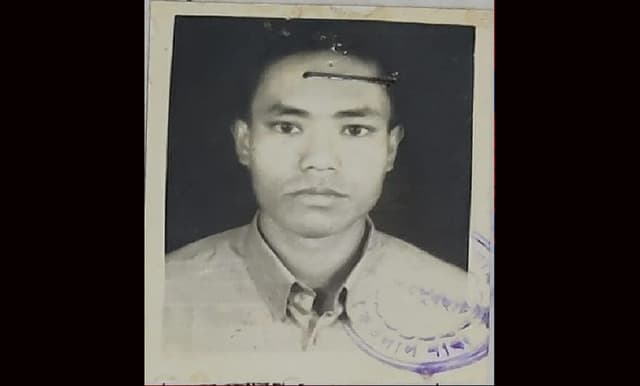 মৃত্যুর ১১ বছর পর ব্যাংক থেকে ঋণ নিলেন পরেশ !