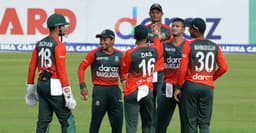 টস জিতে ফিল্ডিংয়ে বাংলাদেশ; বিশ্বকাপ মিশন শুরু