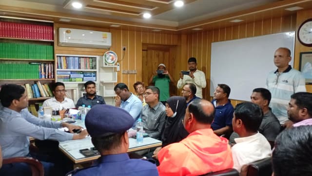 রাঙ্গাবালীতে ঘূর্ণিঝড় 'দানা' মোকাবেলায় জরুরি প্রস্তুতি সভা