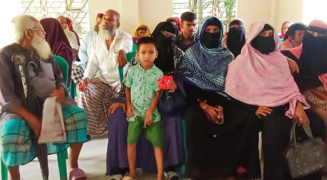 কাউখালীতে ২০ টাকায় সকল রোগের চিকিৎসা