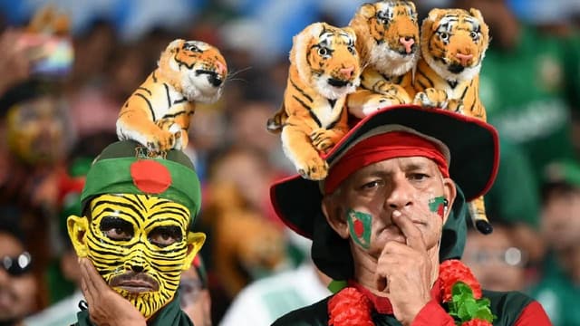 পাকিস্তানের জয়ে বিশ্বকাপ থেকে সবার আগে ছিটকে গেল বাংলাদেশ