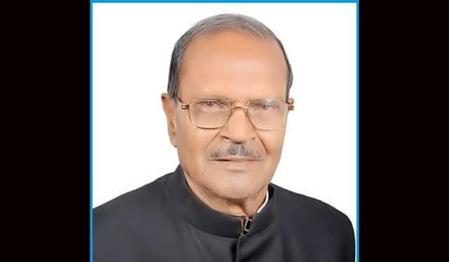 নাজিরপুর উপজেলা চেয়ারম্যান অমূল্য রঞ্জন আর নেই