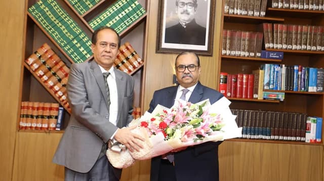 দ্বাদশ সংসদ নির্বাচনে ৩০০ বিচারক চান সিইসি