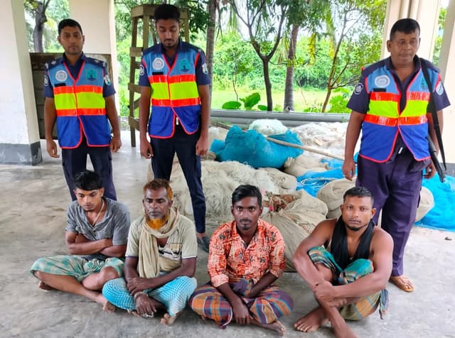 বরিশালে ২০ দিনে ৭৭২ জেলেকে কারাদন্ড