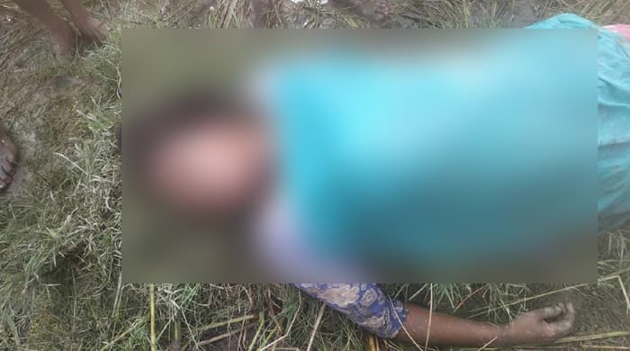 ঘোড়াঘাটে ধানক্ষেতে পড়েছিল গৃহবধূর মরদেহ