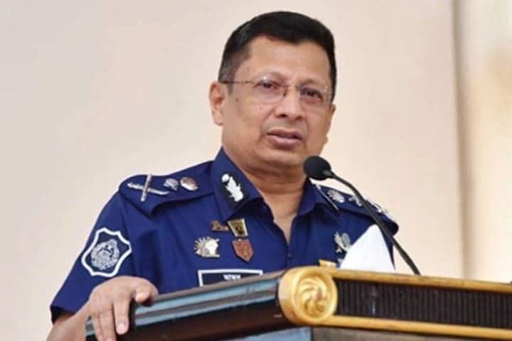 আমরা উন্নত বাংলাদেশের দিকে এগিয়ে যাচ্ছি : আইজিপি