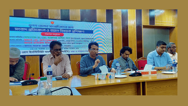 চাটুকারিতা বাদ দিয়ে সাংবাদিকতার ঐতিহ্য ফিরিয়ে আনতে হবে-ফারুক ওয়াসিফ