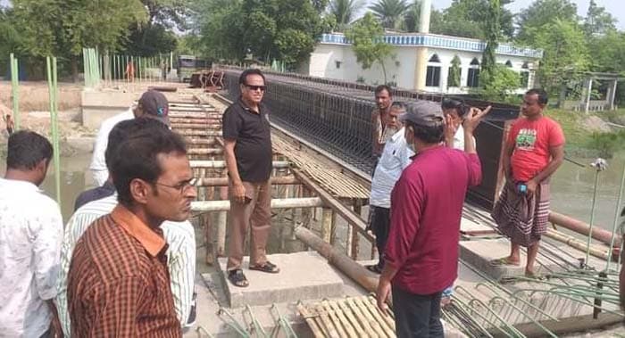 এগিয়ে চলছে শালখালী ব্রীজের নির্মাণ কাজ