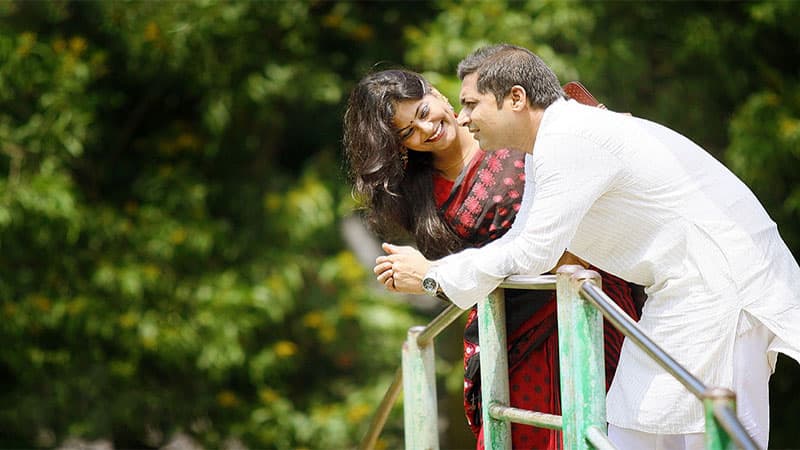 যে পুরুষের প্রেমে হাবুডুবু খায় মেয়েরা