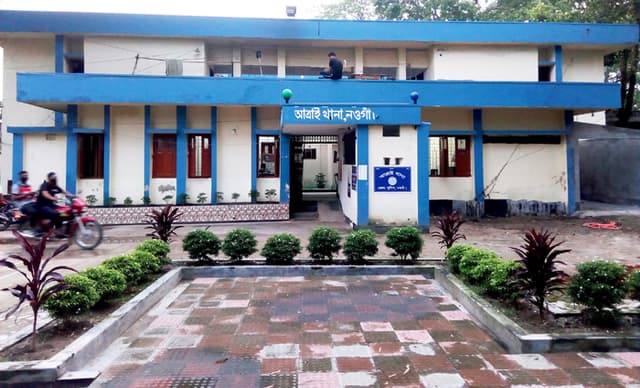 আত্রাইয়ে ওয়ারেন্টভুক্ত ১২ আসামি গ্রেফতার