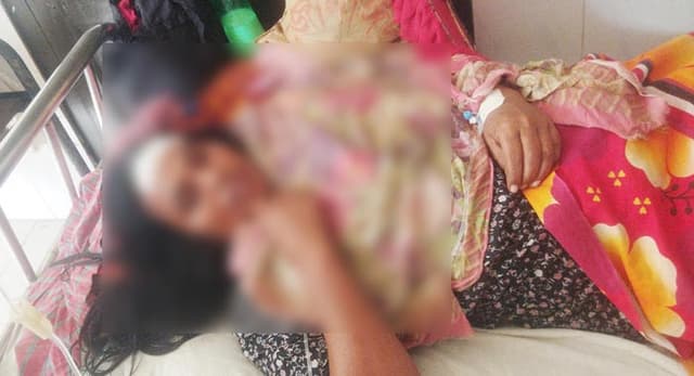 ধামইরহাটে প্রতিপক্ষের হামলায় গৃহবধু জখম