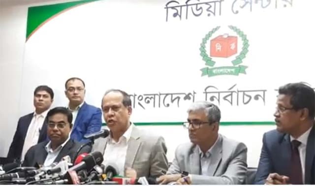 আমরা এখনো আশা রাখছি, বিএনপি নির্বাচনে আসবে : সিইসি