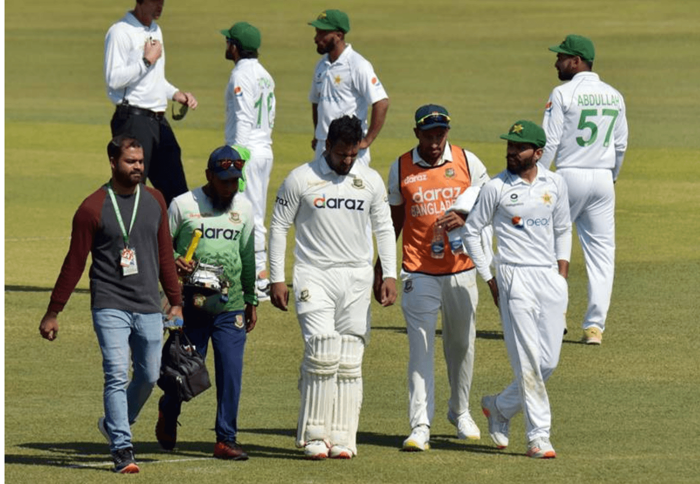 মাথায় আঘাত পেয়ে হসপিটালে গেলেন ইয়াসির আলী